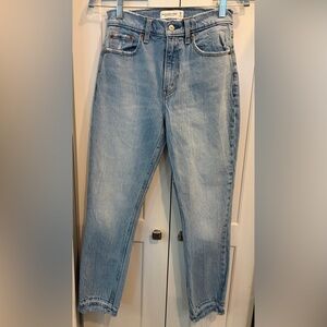 Abercrombie & Fitch Women's High Rise Ankle Mom Jeans w/frayed hem